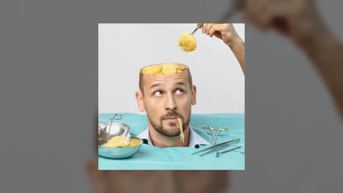 Seppi Neubauer präsentiert sein Kabarett-Programm Hirn mit Ei