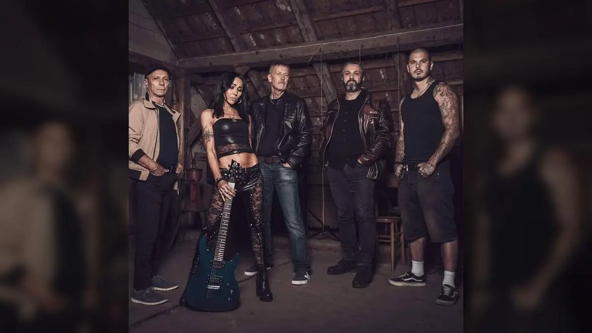 KingsRock performing live classic rock concert